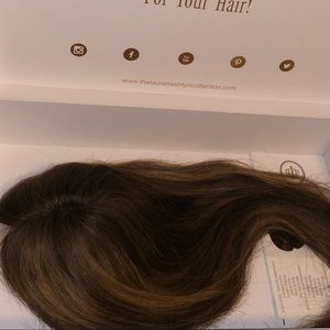 The Lauren Ashtyn Collection Full Volume Topper